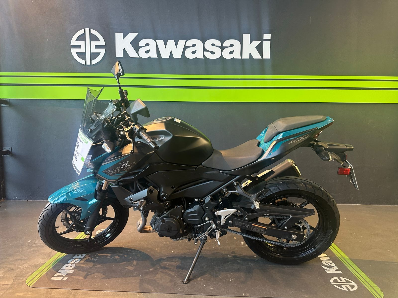 Z400 usado 2021 con 26000km 1M (1) [M3682]